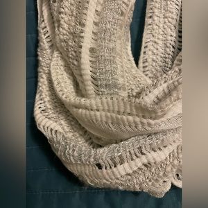 Soft beautiful infinity ♾️ scarf 🧣